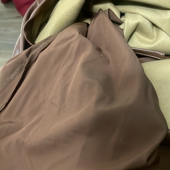 The Brand Label Two Piece - Picture 7 of 9